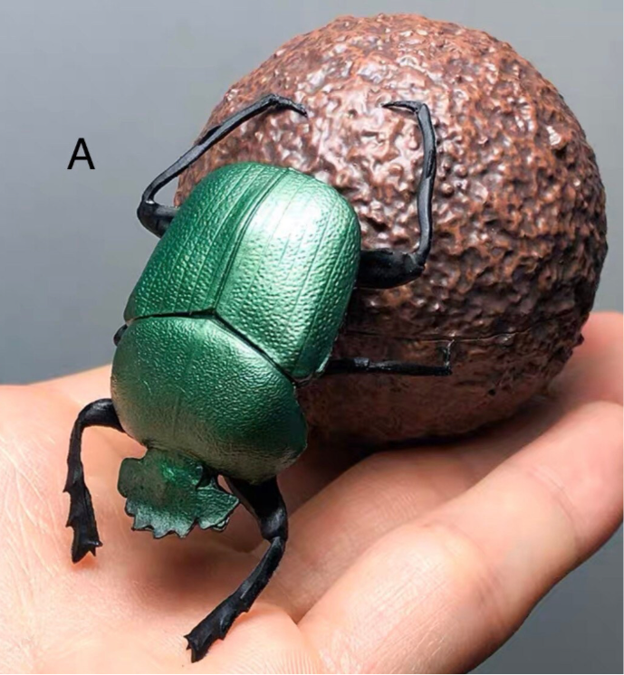 1:1 Dung Beetle Figurines