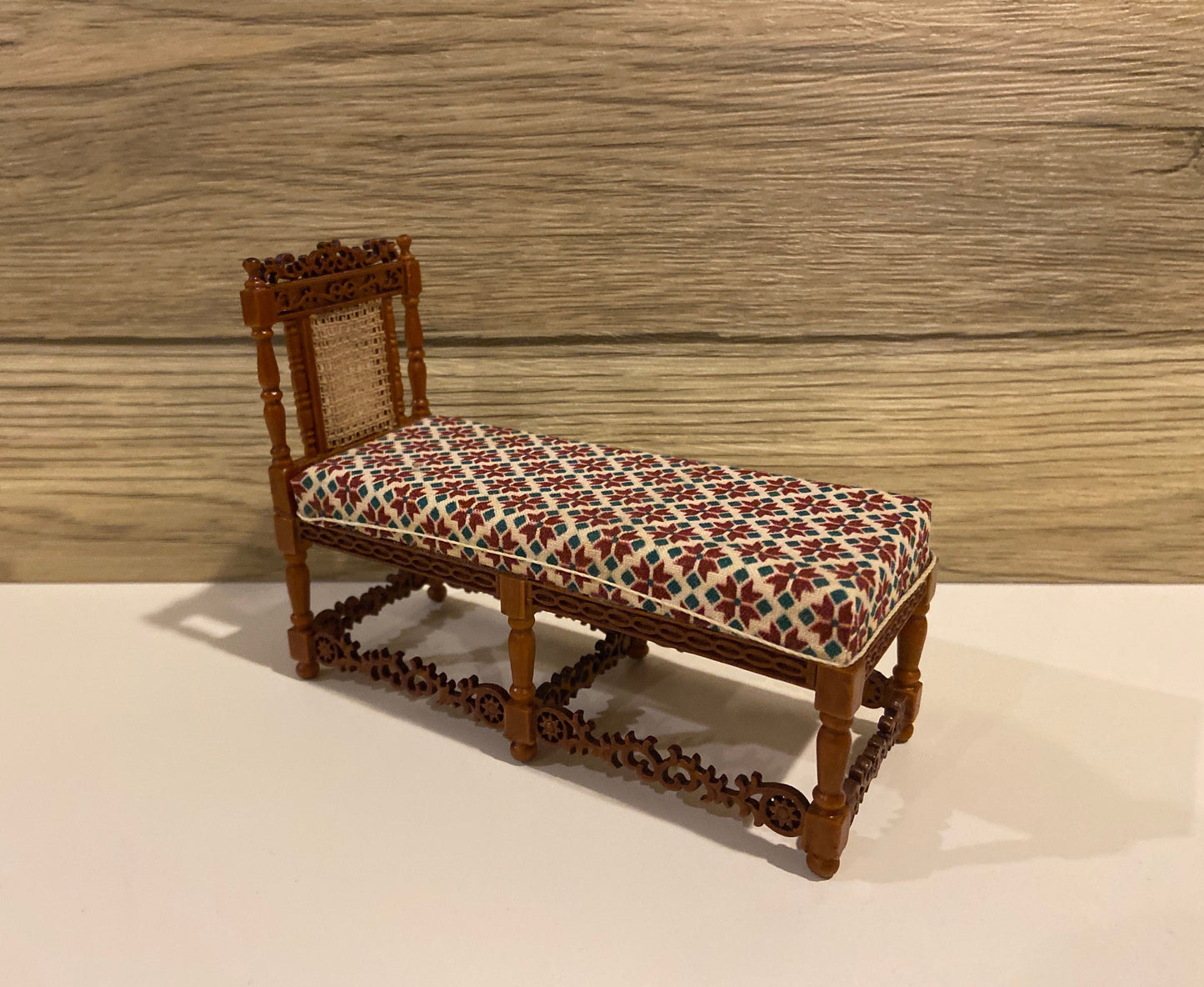 Classic British Style Chair Bench