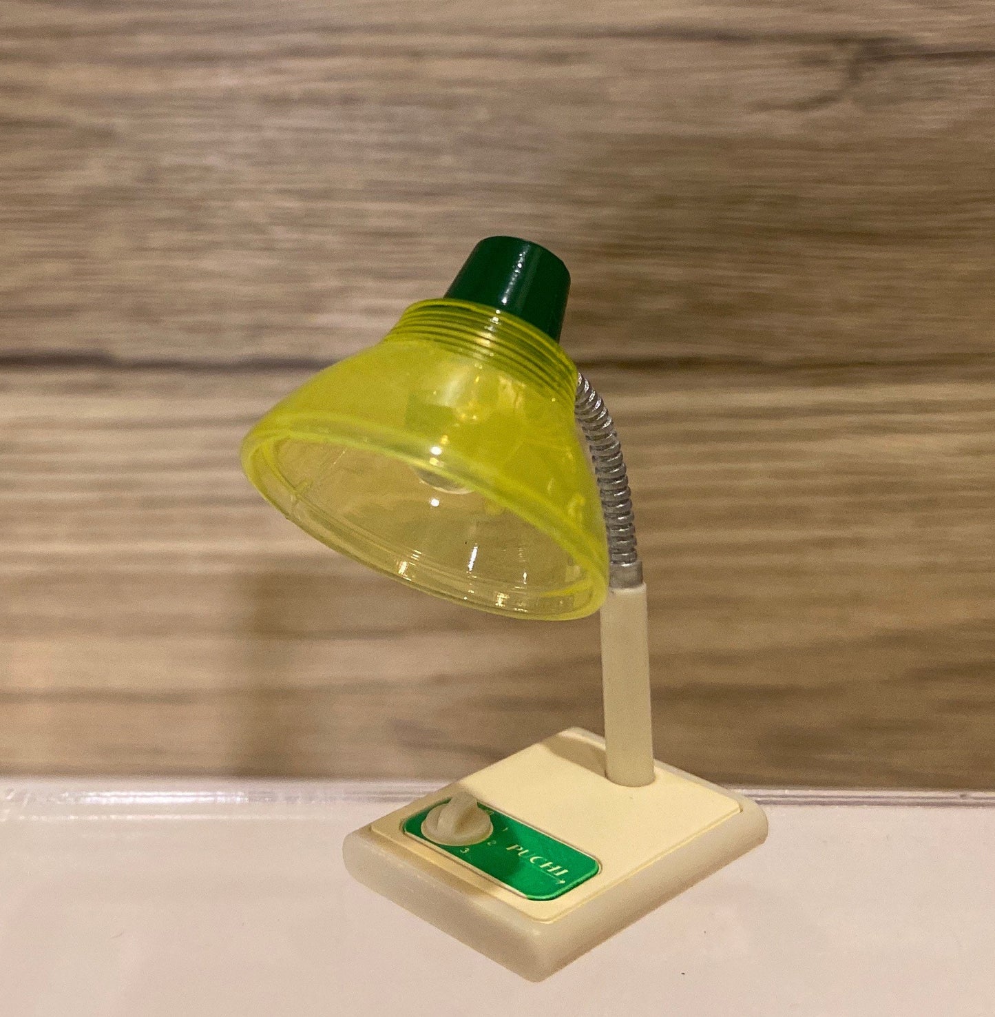 Retro Style Lamp