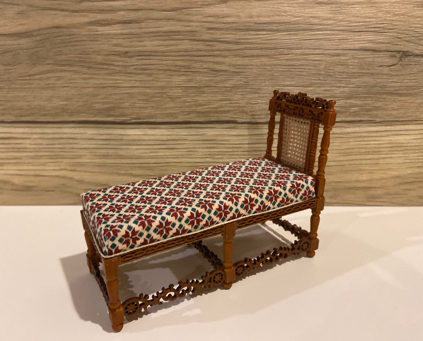 Classic British Style Chair Bench