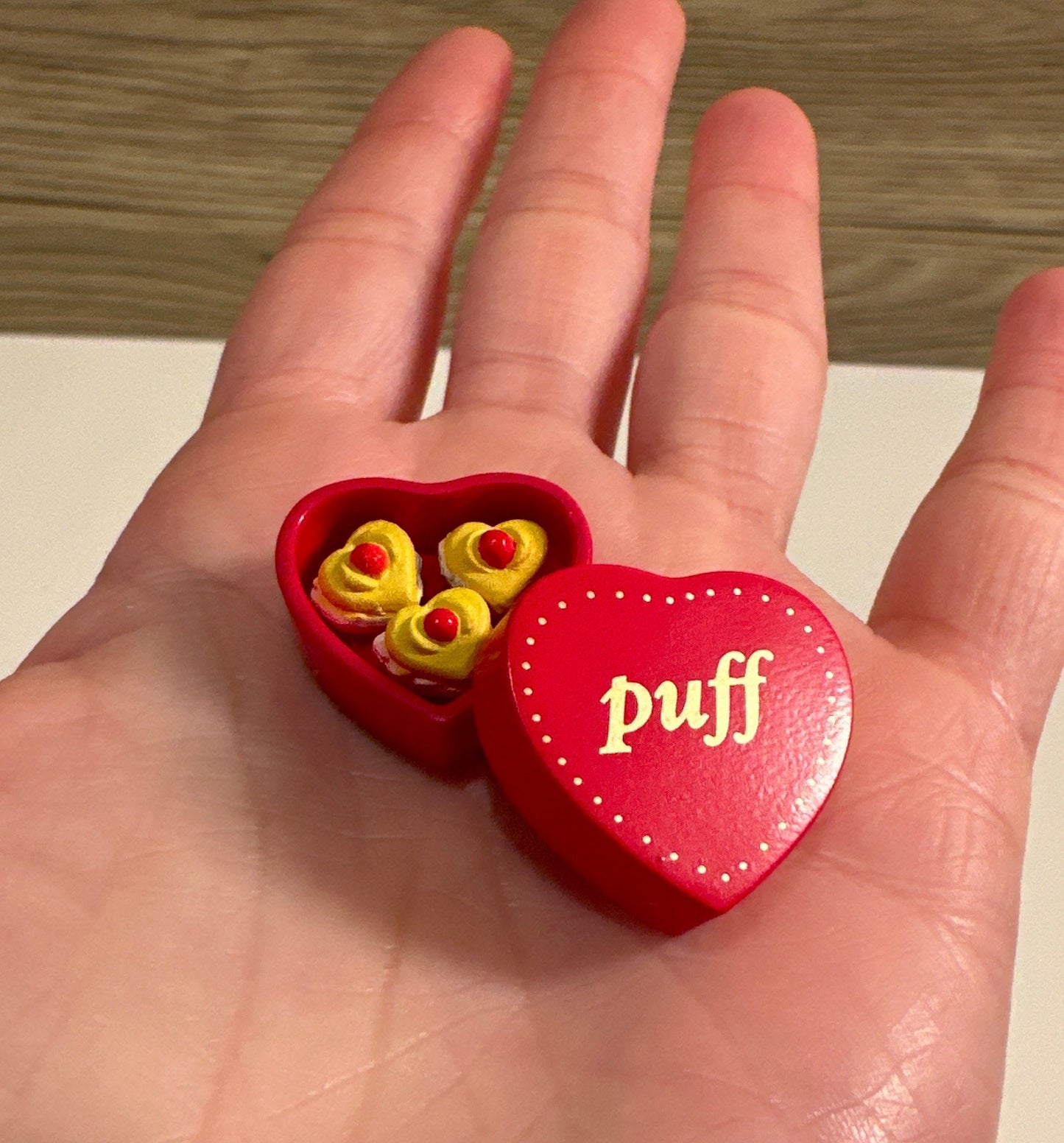 Puff with Heart Box