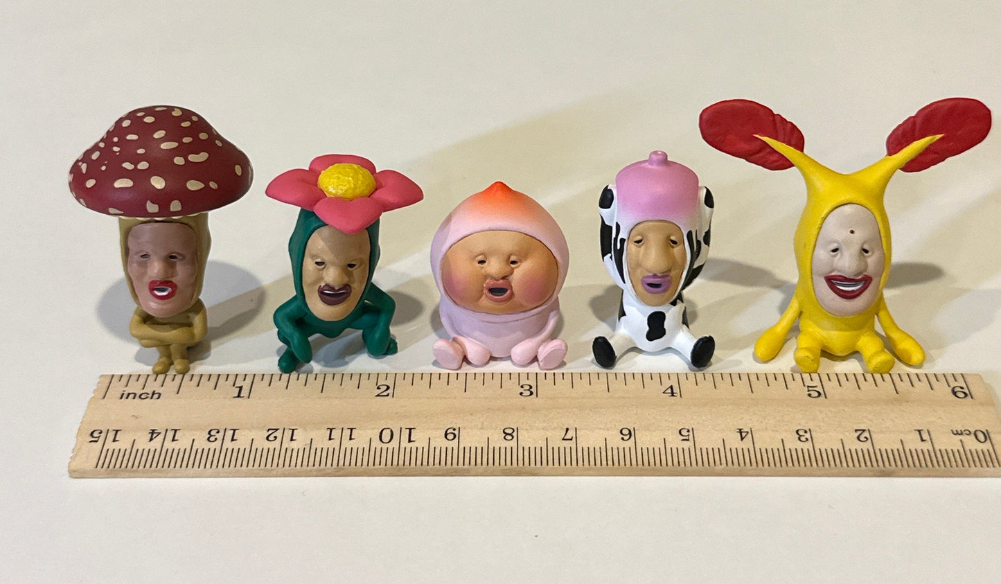 Kobito figurines