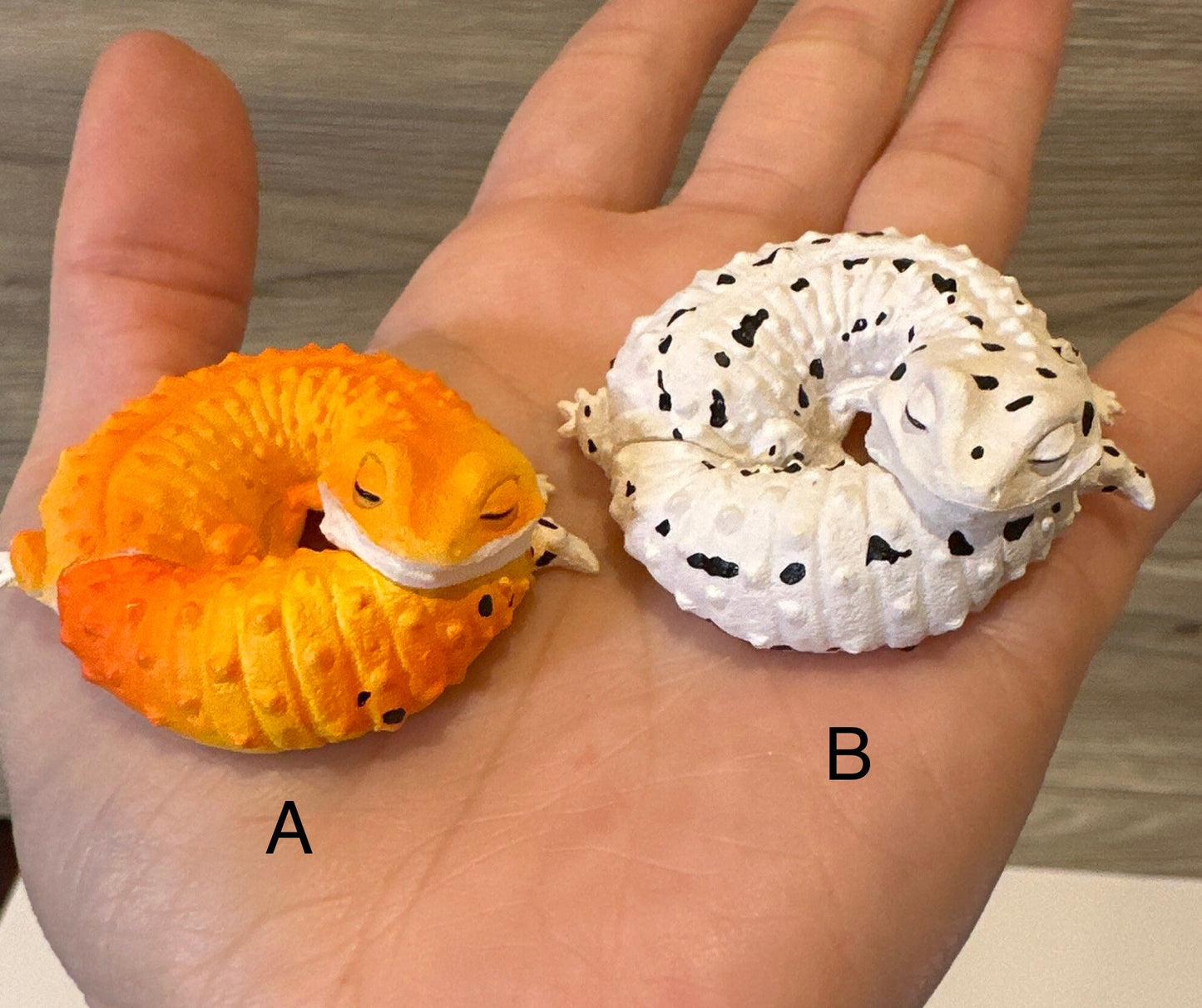 Sleep Leopard Gecko Figurines