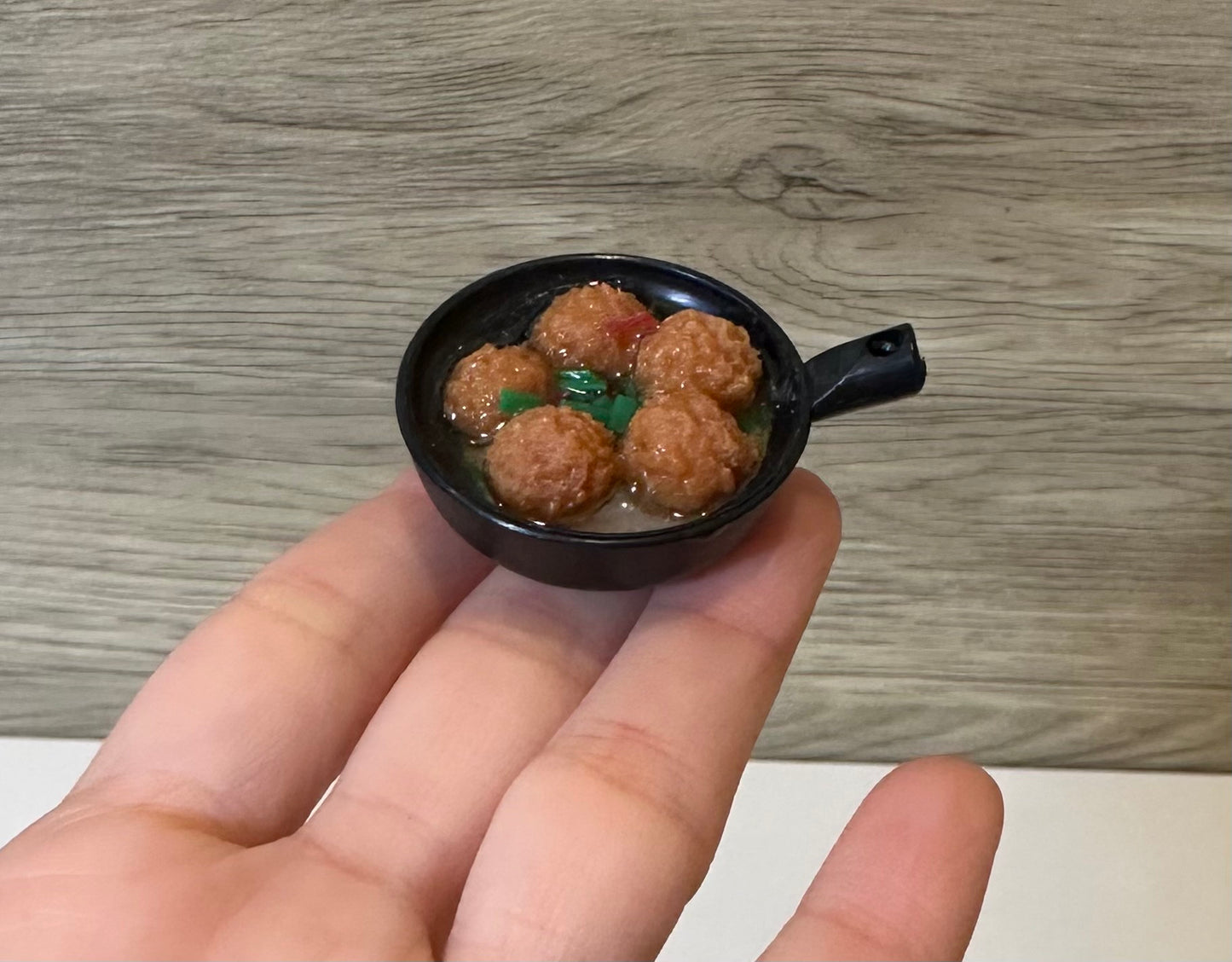 1/6 Dollhouse Miniature Asian cruise dish pork with rice dish stew meatball