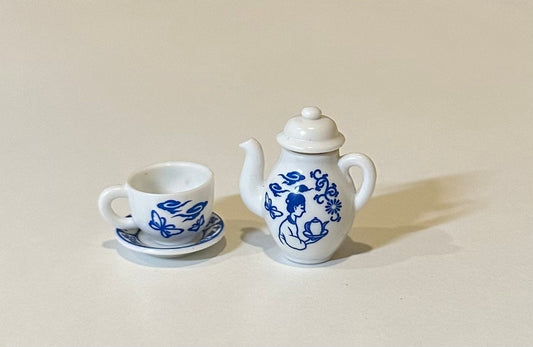 White Tea Pot set