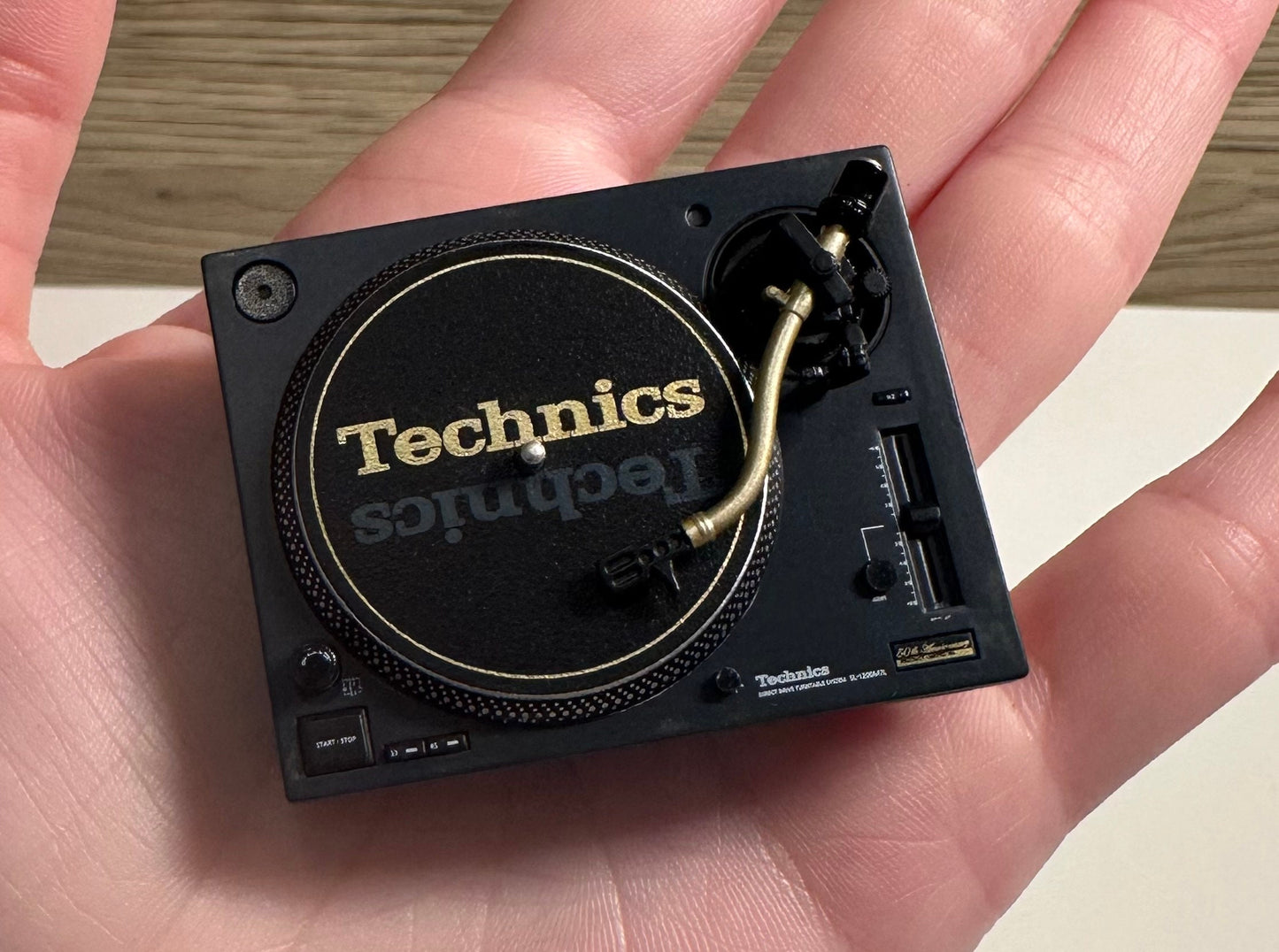 Technics DJ Turntable