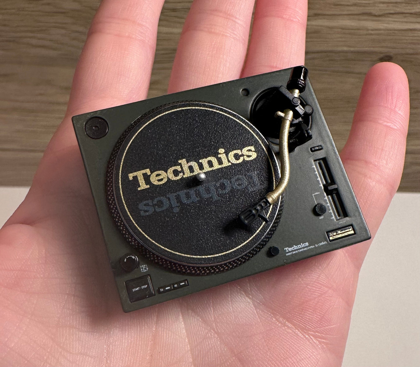 Technics DJ Turntable