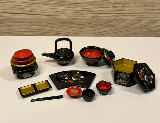 Japanese Tableware Set