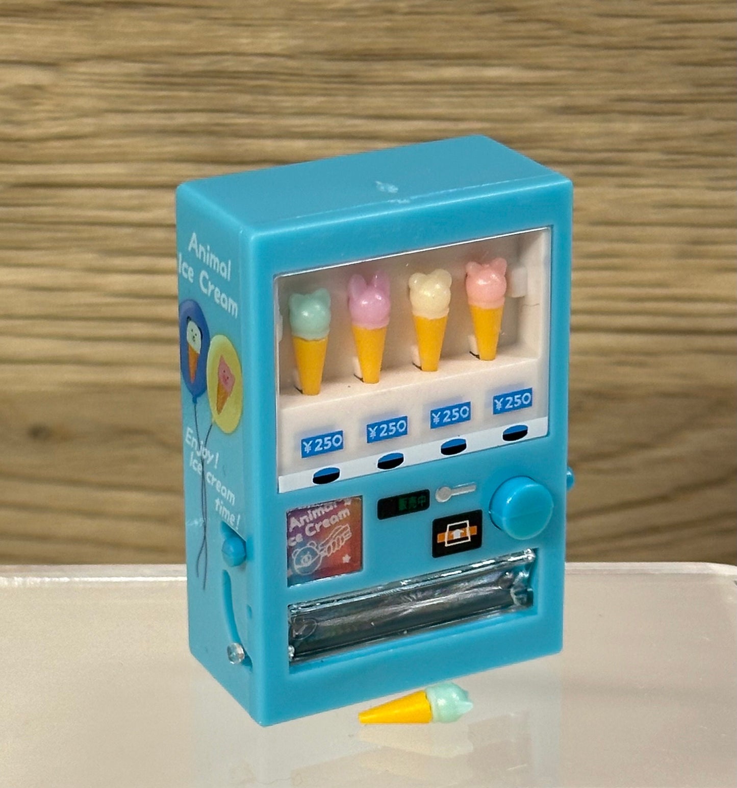 Ice Cream Vending Machine