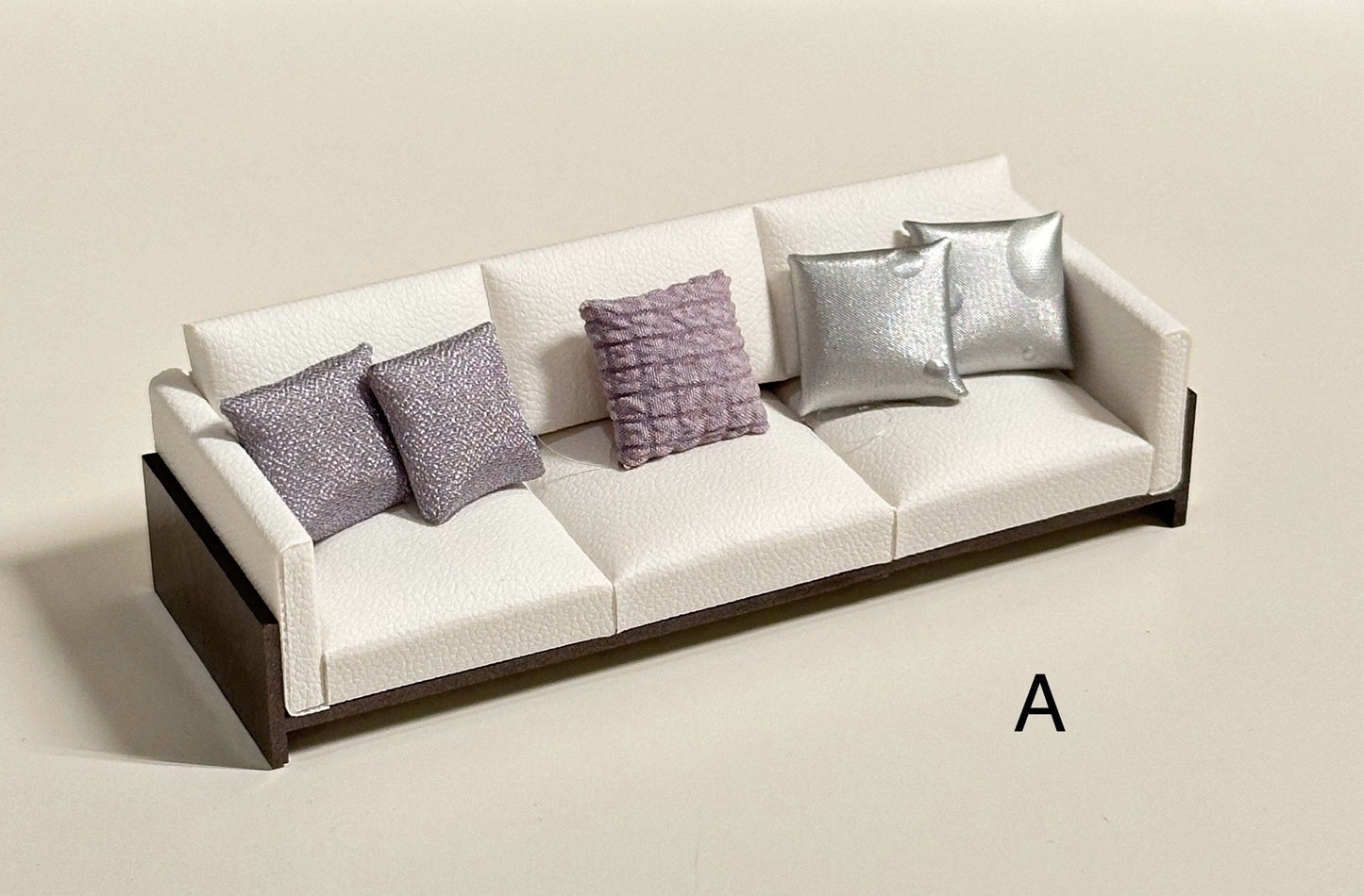 1/30 Scale Sofa